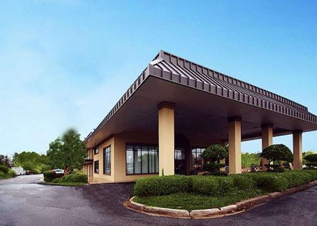 Quality Inn Summerville Exterior photo